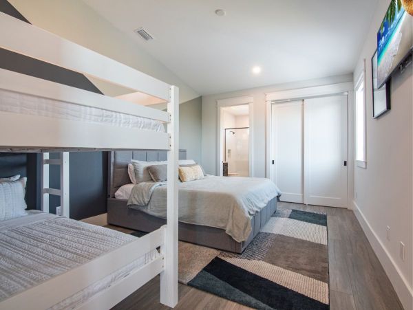 Four Bedroom Luxurious Retreat in Anna Maria Island