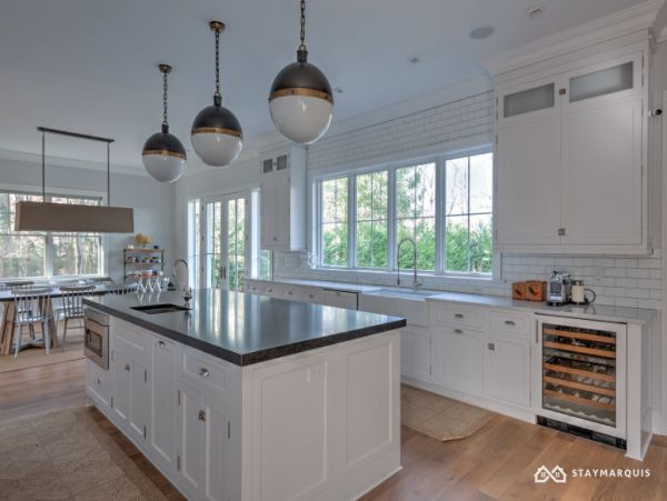 Hamptons Home 1020526