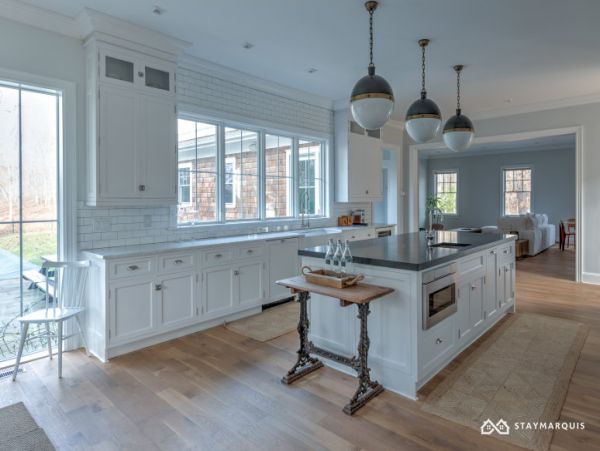 Hamptons Home 1020526