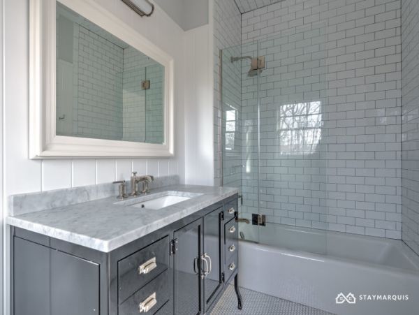 Hamptons Home 1020526