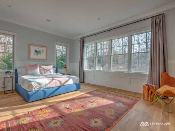 Hamptons Home 1020526