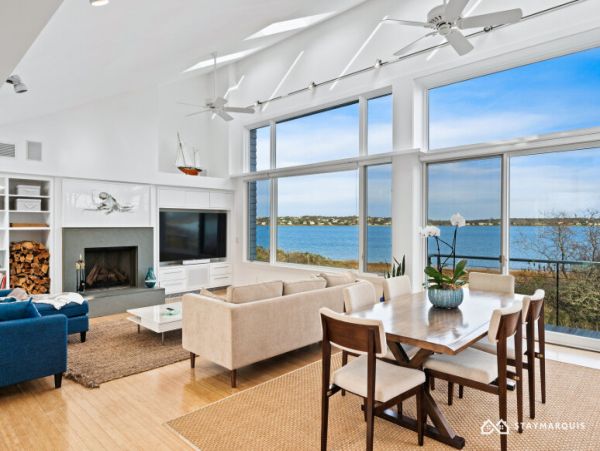 Hamptons Home 1020527