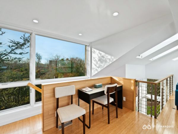 Hamptons Home 1020527
