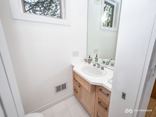Hamptons Home 1020527