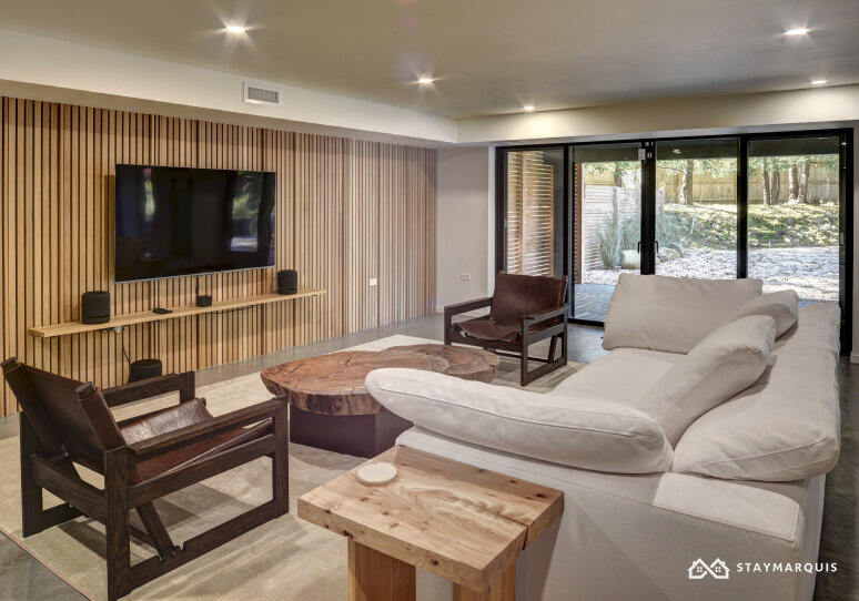 Hamptons Home 1020528