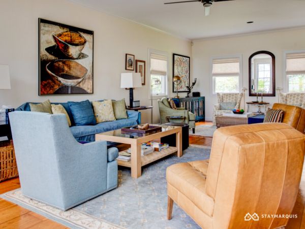 Hamptons Home 1020530