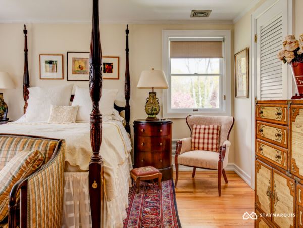 Hamptons Home 1020530