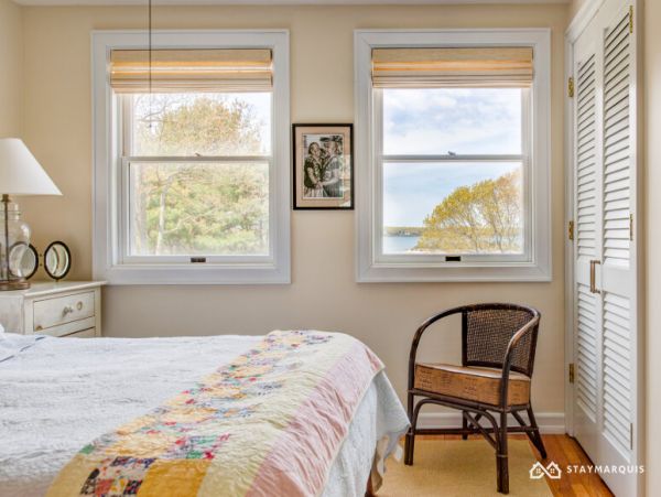 Hamptons Home 1020530