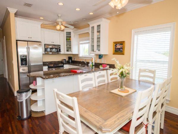 Stunning Beachfront Duplex with Panoramic Gulf & Bay Views