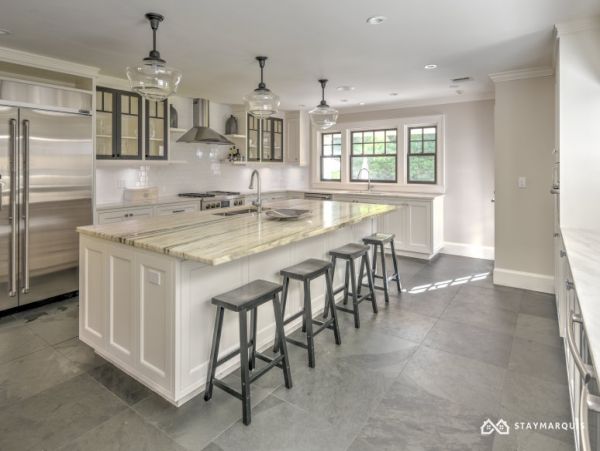 Hamptons Home 1020532