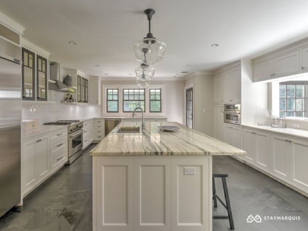 Hamptons Home 1020532