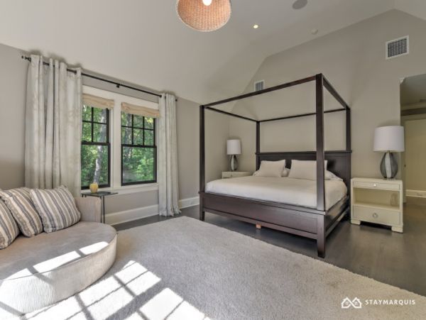 Hamptons Home 1020532
