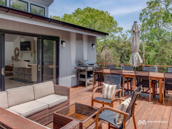 Hamptons Home 1020534
