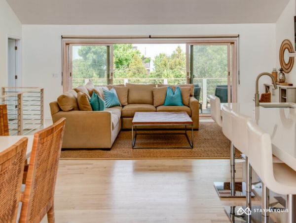 Hamptons Home 1020534