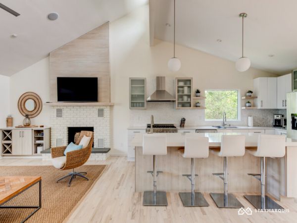Hamptons Home 1020534