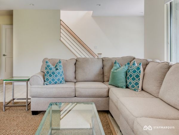 Hamptons Home 1020534