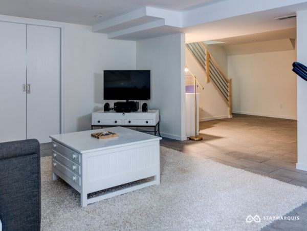 Hamptons Home 1020534