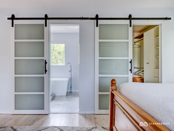 Hamptons Home 1020534