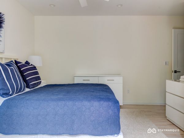 Hamptons Home 1020534