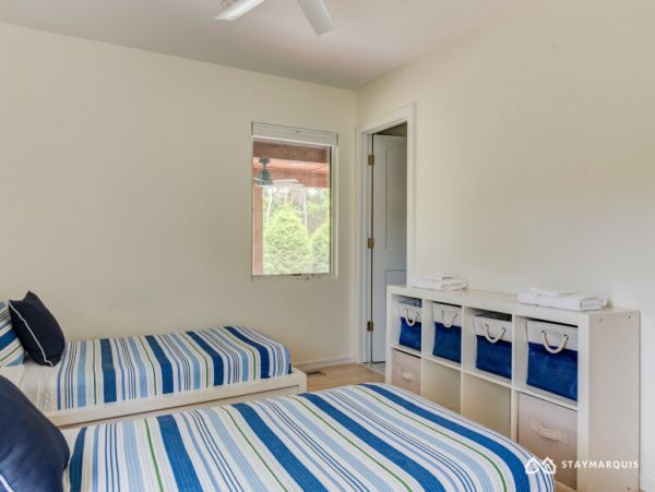 Hamptons Home 1020534