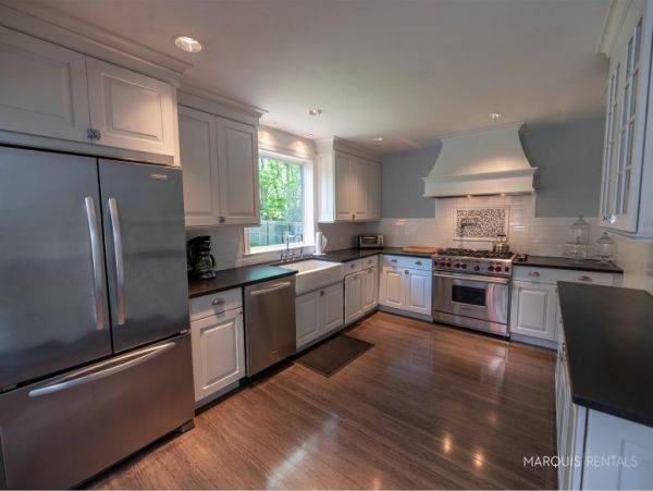 Hamptons Home 1020537