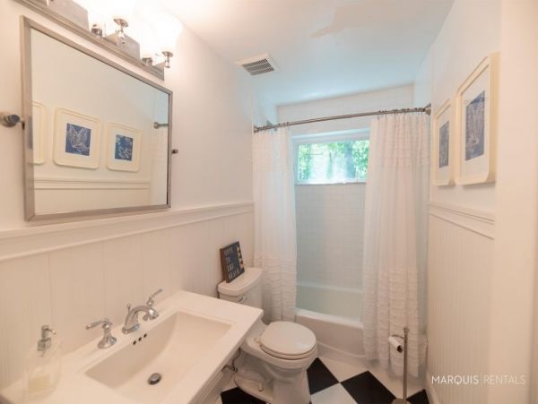 Hamptons Home 1020537