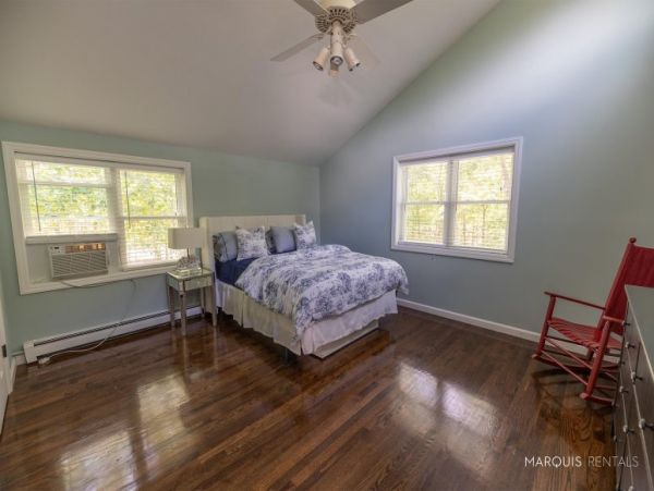 Hamptons Home 1020537