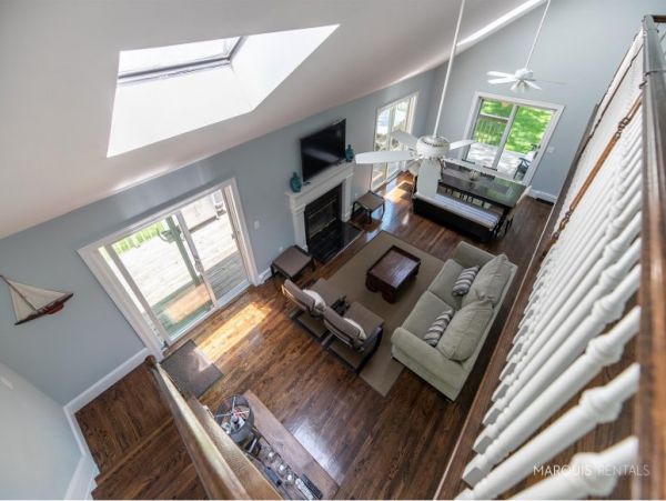 Hamptons Home 1020537