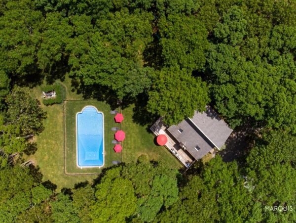 Hamptons Home 1020537