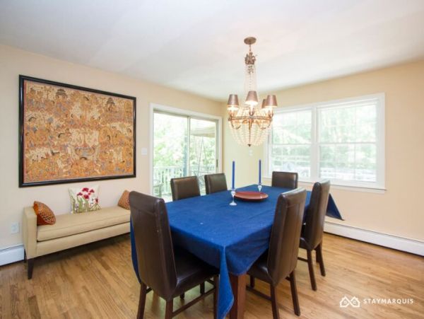 Hamptons Home 1020538