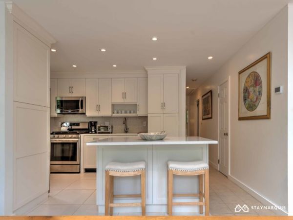 Hamptons Home 1020539