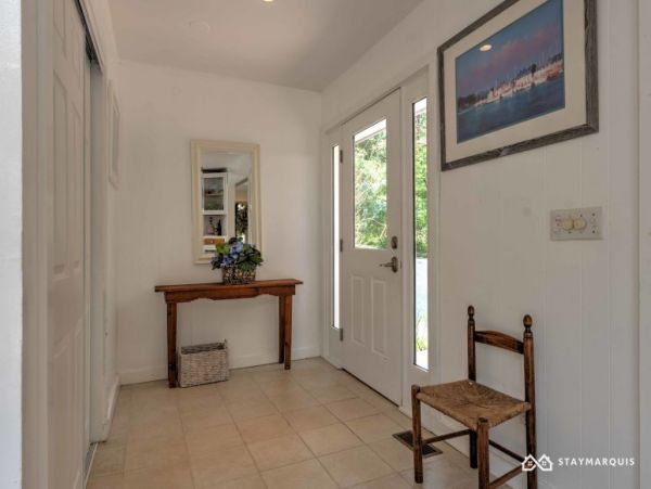 Hamptons Home 1020539