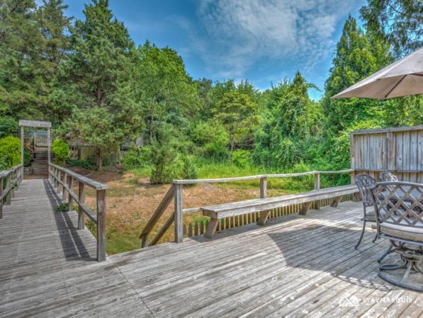 Hamptons Home 1020539