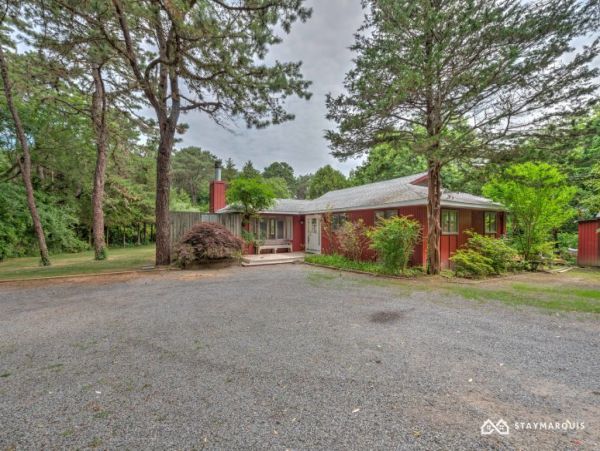 Hamptons Home 1020539