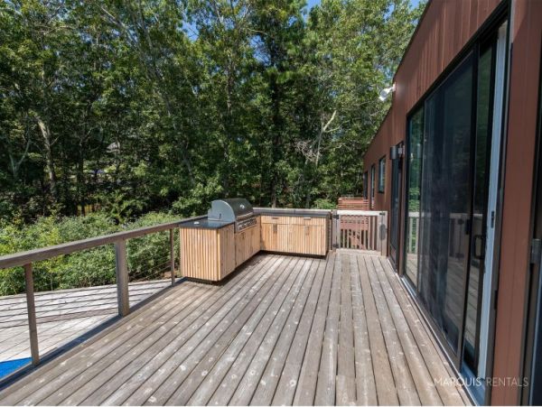 Hamptons Home 1020542