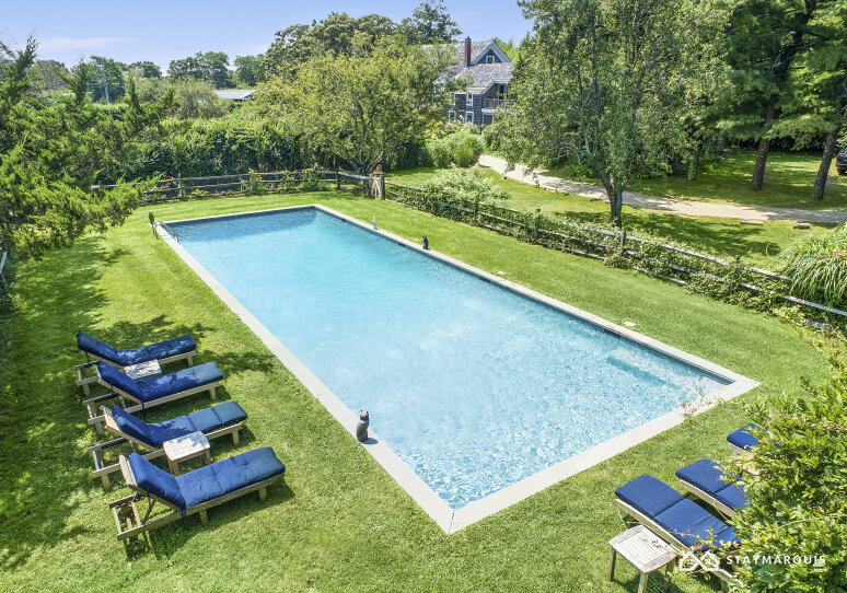 Hamptons Home 1020543