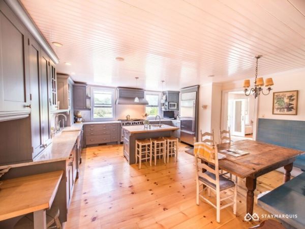 Hamptons Home 1020543