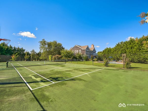 Hamptons Home 1020544