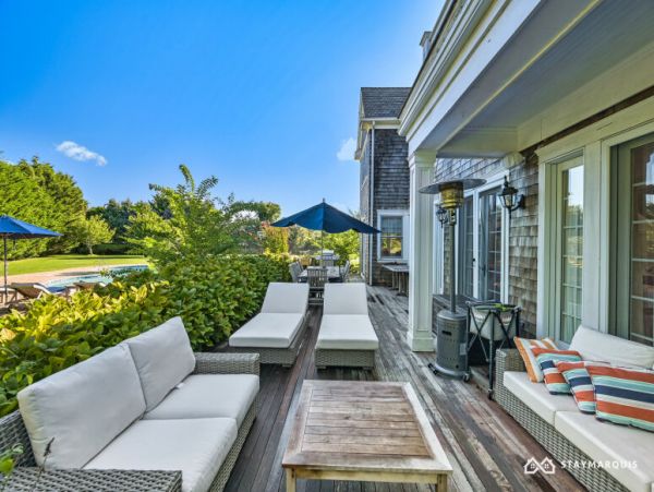 Hamptons Home 1020544