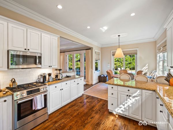 Hamptons Home 1020544