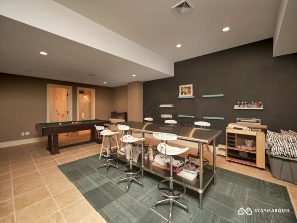 Hamptons Home 1020544