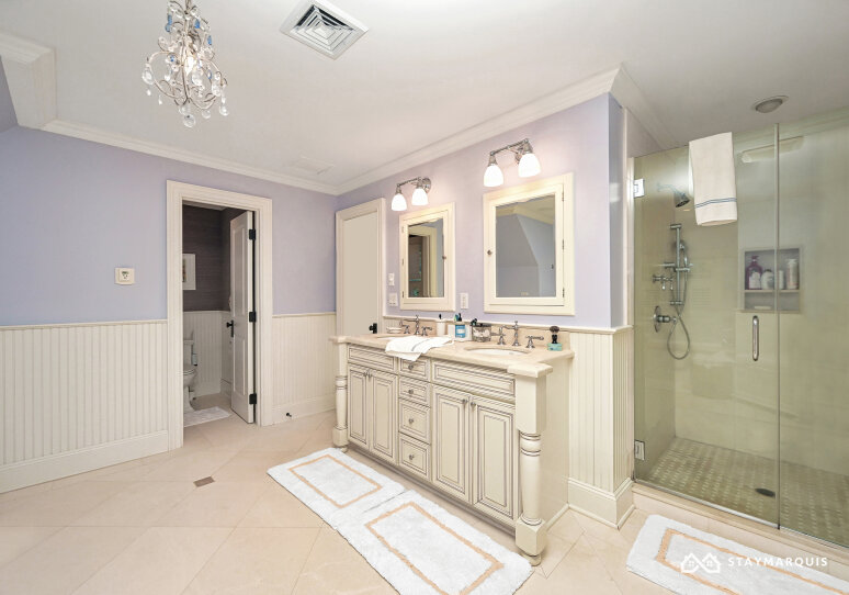 Hamptons Home 1020544
