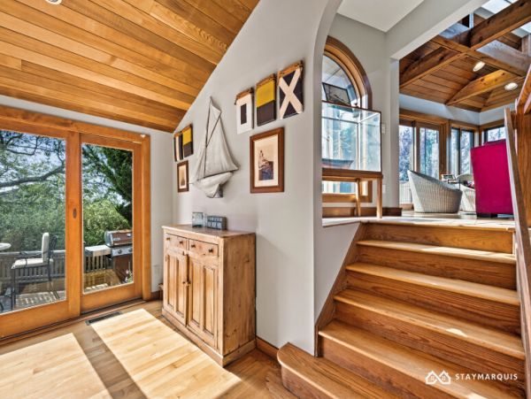Hamptons Home 1020545