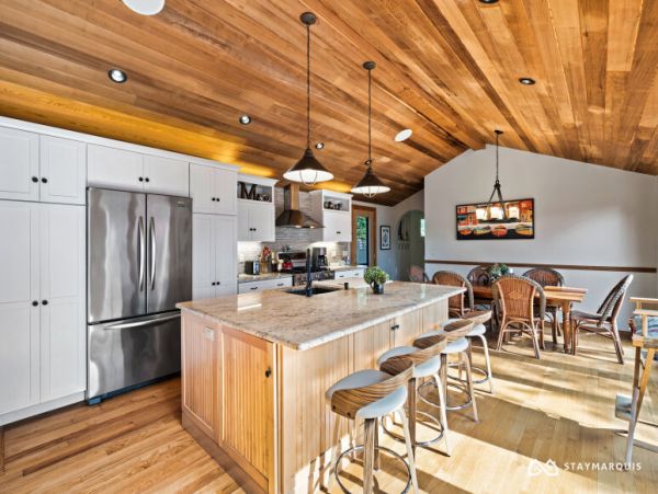 Hamptons Home 1020545