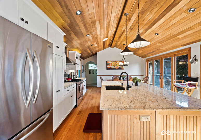 Hamptons Home 1020545
