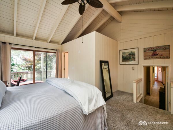 Hamptons Home 1020545
