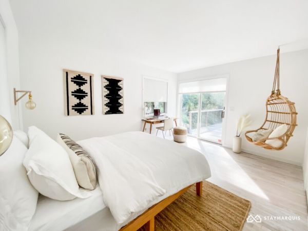 Hamptons Home 1020547
