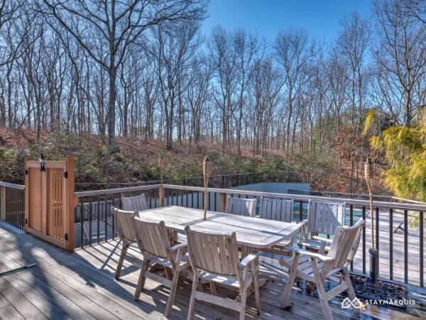 Hamptons Home 1020547