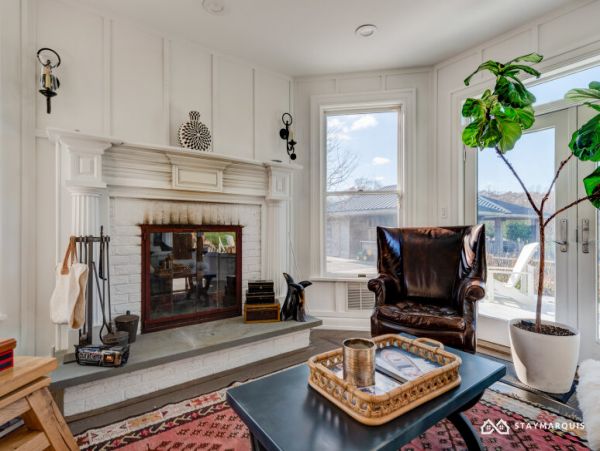 Hamptons Home 1020548