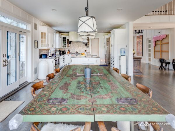Hamptons Home 1020548